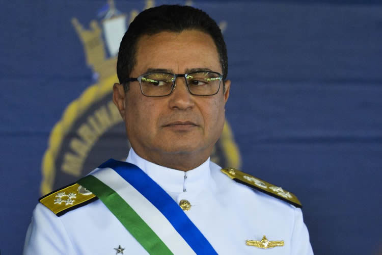 Almirante diz que mudança na aposentadoria de militar exigirá ajustes