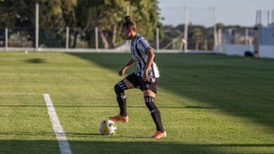 Bragantinas goleiam o AD Taubaté e avançam à final da Copa