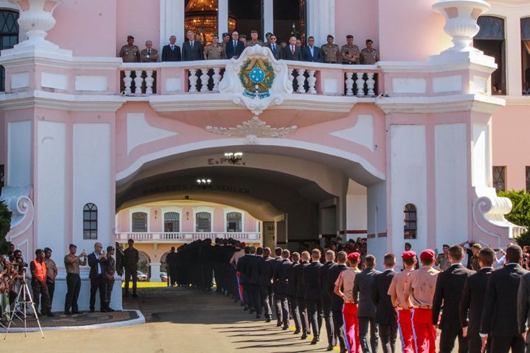 COMO CRIAR UM PORTÃO SIMPLES PARA O SEU 'EB' EXÉRCITO BRASILEIRO