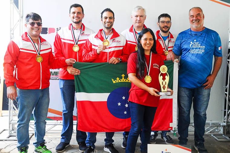 11/07 - Jogos Regionais: Pinda é prata no Xadrez Feminino e disputa final  do masculino nesta quarta-feira - Prefeitura de Pindamonhangaba