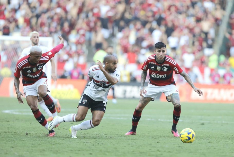 São Paulo vence Flamengo no primeiro jogo da final da Copa do Brasil