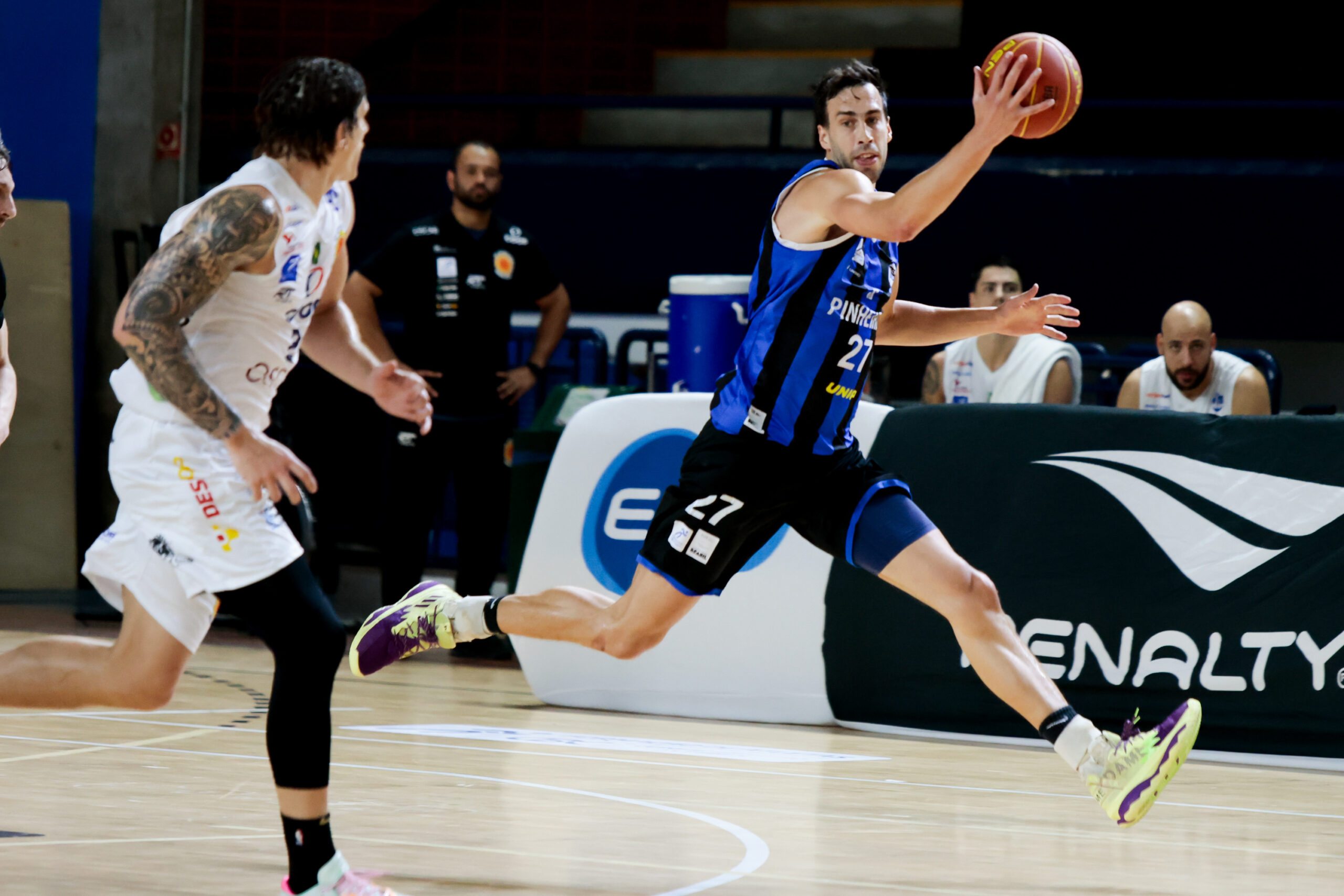 São José Basketball inicia sequência de 3 jogos em casa