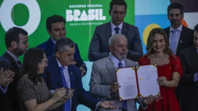 Lula sanciona lei que desonera atividades do setor de eventos.