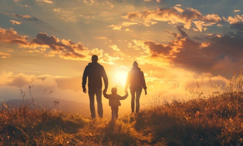 Caminhando de mãos dadas.