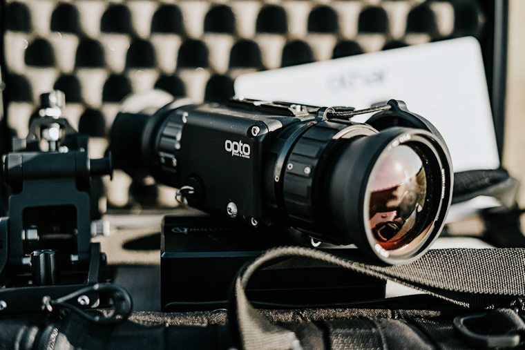 O equipamento representa um marco significativo para a indústria de defesa, consolidando o Brasil como um dos poucos países no mundo a dominar a tecnologia de imagem térmica de ponta.