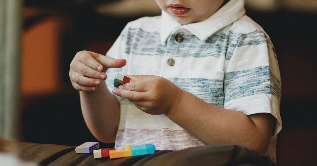 Uma das soluções é a ferramenta de rastreio rápido para apoiar o diagnóstico do autismo