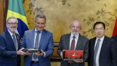 Presidente da República, Luiz Inácio Lula da Silva, durante audiência concedida ao Presidente do Grupo GAC, Feng Xingya. Hotel St. Regis, Pequim - China.