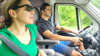 Lilian e o esposo durante a viagem