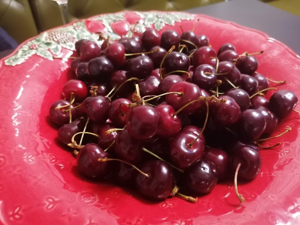 As cerejas de Resende, doces e suculentas, são um cartaz da região