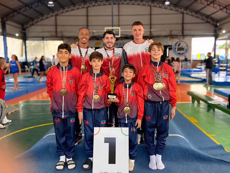 Ginástica Artística de Pindamonhangaba nos Jogos da Juventude