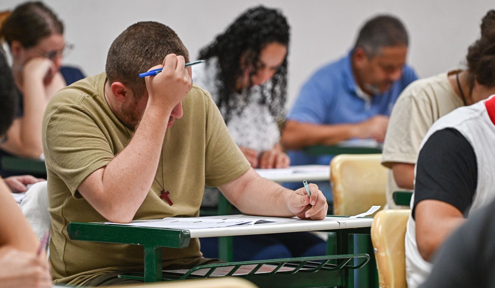 Estudantes da 3ª série do Ensino Médio de SP devem confirmar inscrições no Enem até sexta (6)