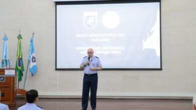 Comandante da Aeron&aacute;utica realiza palestra no 306&ordm; Encontro do INCAER
