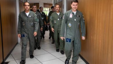 Comitiva do COMPREP visita EXOP AIRLIFT COMAO na Base A&eacute;rea de An&aacute;polis