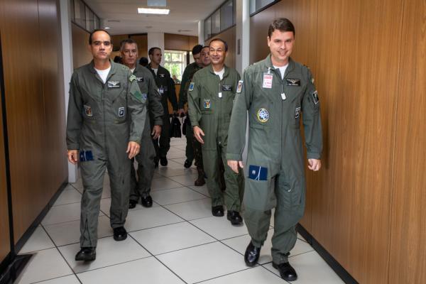  Comitiva do COMPREP visita EXOP AIRLIFT COMAO na Base Aérea de Anápolis