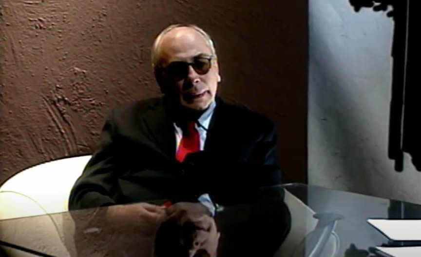 O poeta paulistano Régis Bonvicino