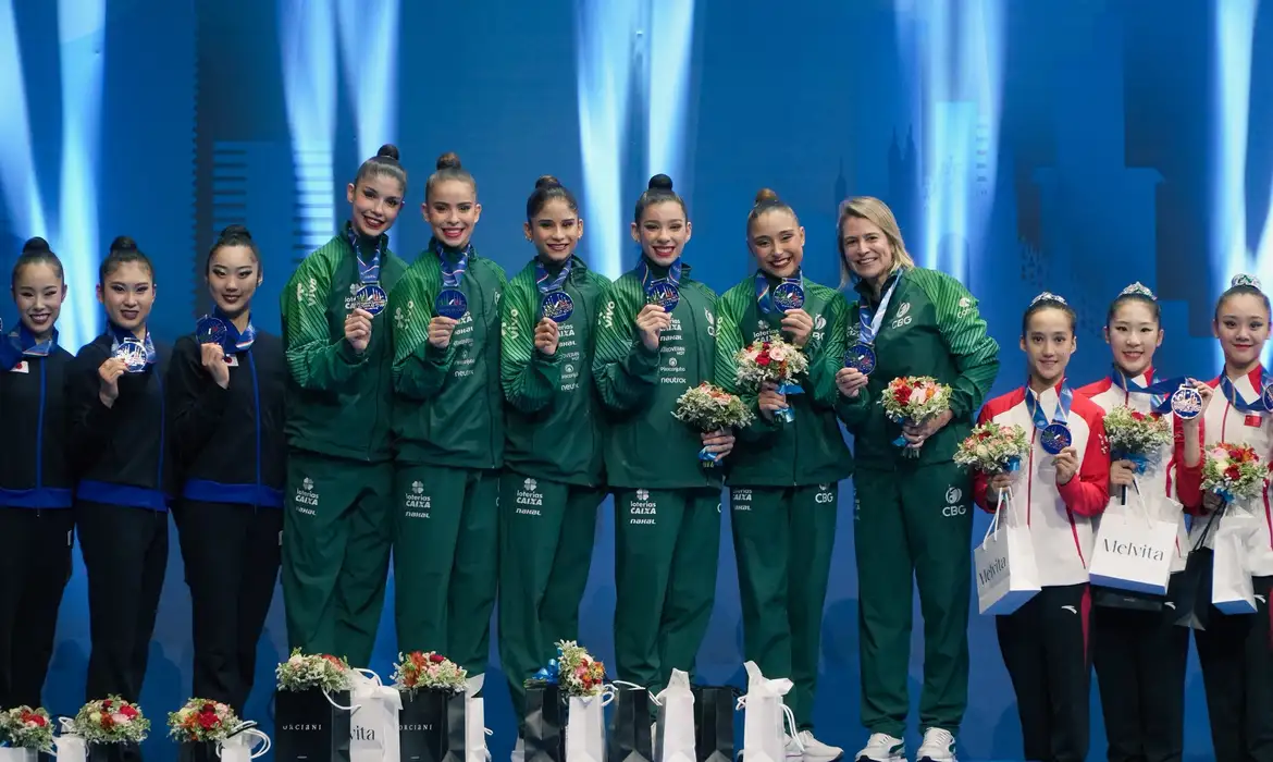 Conjunto foi o melhor na disputa geral, com soma de notas em 2 séries