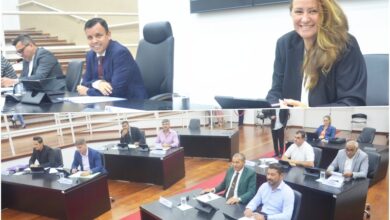 Câmara de Pindamonhangaba aprova inclusão do ‘Agosto Cinza’ no calendário oficial, além de projetos sobre saúde, finanças e cidadania.