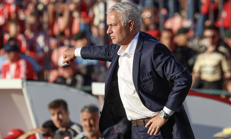 José Mourinho chegou , viu e já venceu, afastando a crise instalada Foto SL Benfica