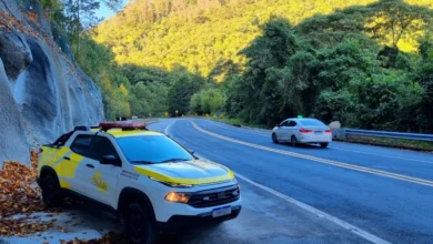 Trecho da rodovia interditado em Campos do Jordão para realização de prova ciclística