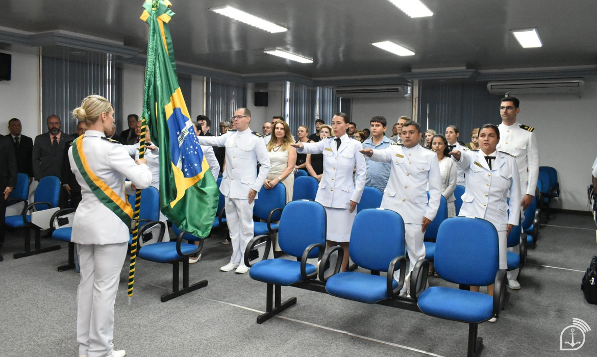 Os aprovados serão incorporados à Marinha do Brasil no posto de Capitão de Corveta – Imagem: Marinha do Brasil