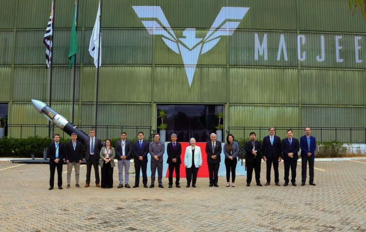 O encontro foi marcado por um debate produtivo e construtivo, que permitiu esclarecer dúvidas sobre o papel e as áreas de atuação da Alada.