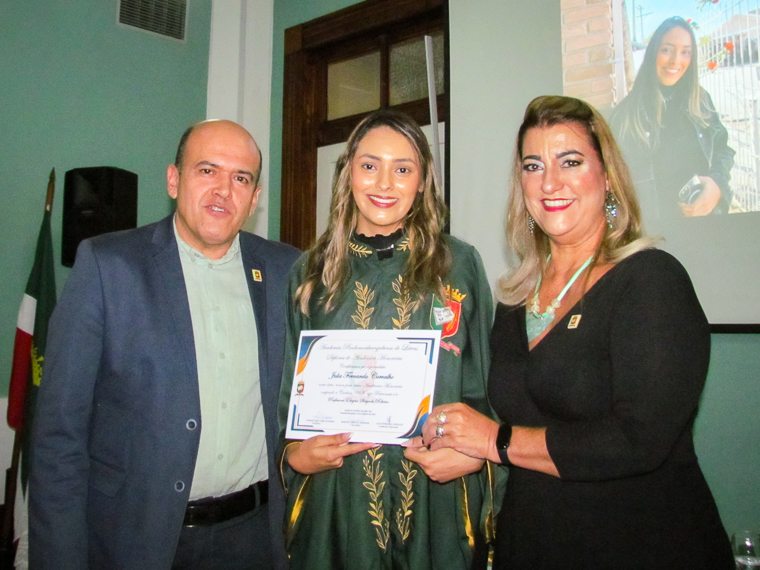 Sessão de outubro da Academia Pindamonhangabense de Letras. (Foto: PortalR3)