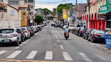 Vagas de estacionamento rotativo no centro de Pindamonhangaba
