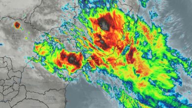 Chuva e ventos fortes atingem o Vale do Paraíba neste sábado