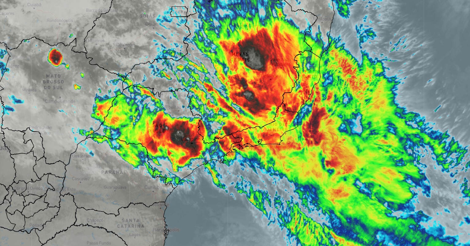 Chuva e ventos fortes atingem o Vale do Paraíba neste sábado