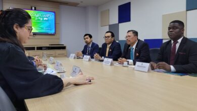 Representantes da Prefeitura e do PIT receberam o embaixador da Malásia (centro) e comitiva para diálogo sobre cooperação em tecnologia