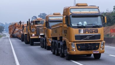 A operação terá início em Guarulhos e seguirá até a praça de pedágio de Arujá, onde o conjunto permanecerá estacionado, com segurança, até o próximo deslocamento — ainda sem data definida.