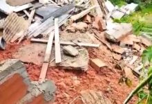 Defesa Civil atua em área de deslizamento que deixou um morador morto em Campos do Jordão