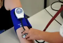 Utilização do hormônio sem indicação é potencialmente danosa, afirmam