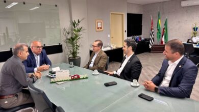 Encontro na sede do Executivo.