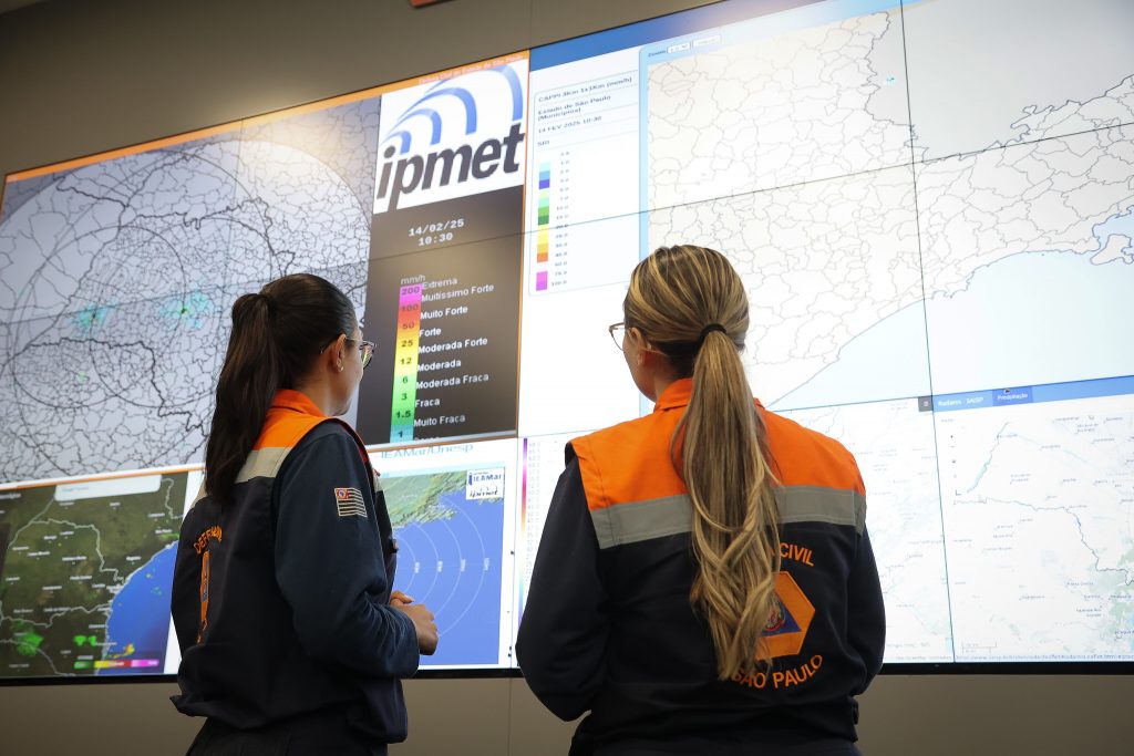 Reunião integra as ações da SP Sempre Alerta – Operação Chuvas 2025/2026, iniciativa voltada à preparação e ao fortalecimento da resposta a eventos climáticos extremos