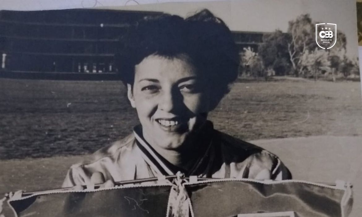 Ex-jogadora foi bicampeã sul-americana com a seleção