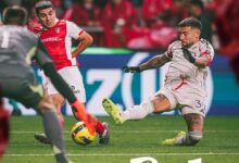 O argentino Nicolas Otamendi inaugurou o marcador com um excelente golpe de cabeça