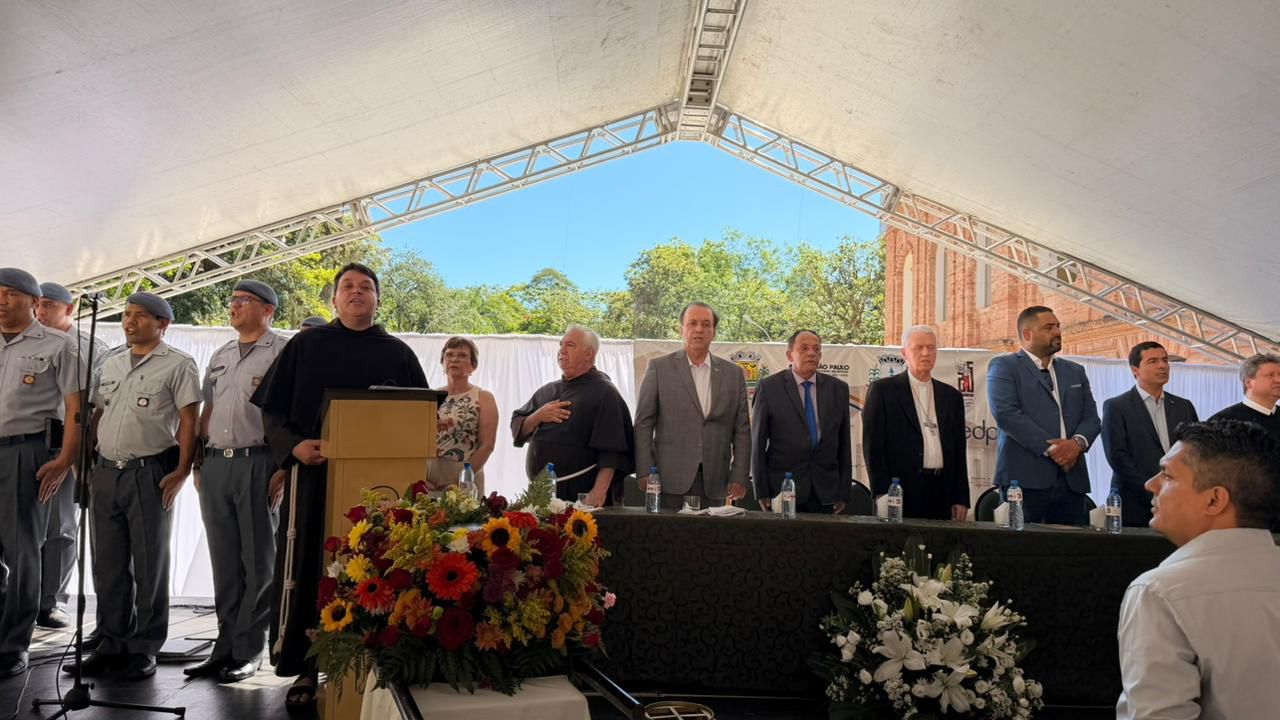 Santa Casa de Aparecida celebra 95 anos e recebe placa ‘Aqui Tem Tabela SUS Paulista’