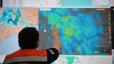 O gabinete de crise continua em operação até domingo (4) em razão da previsão de mudanças no tempo. Foto: Divulgação/Governo de SP