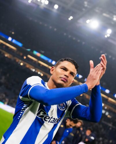 O central internacional brasileiro fez a estreia como titular dos dragões e mostrou muita classe. (Foto: FC Porto)
